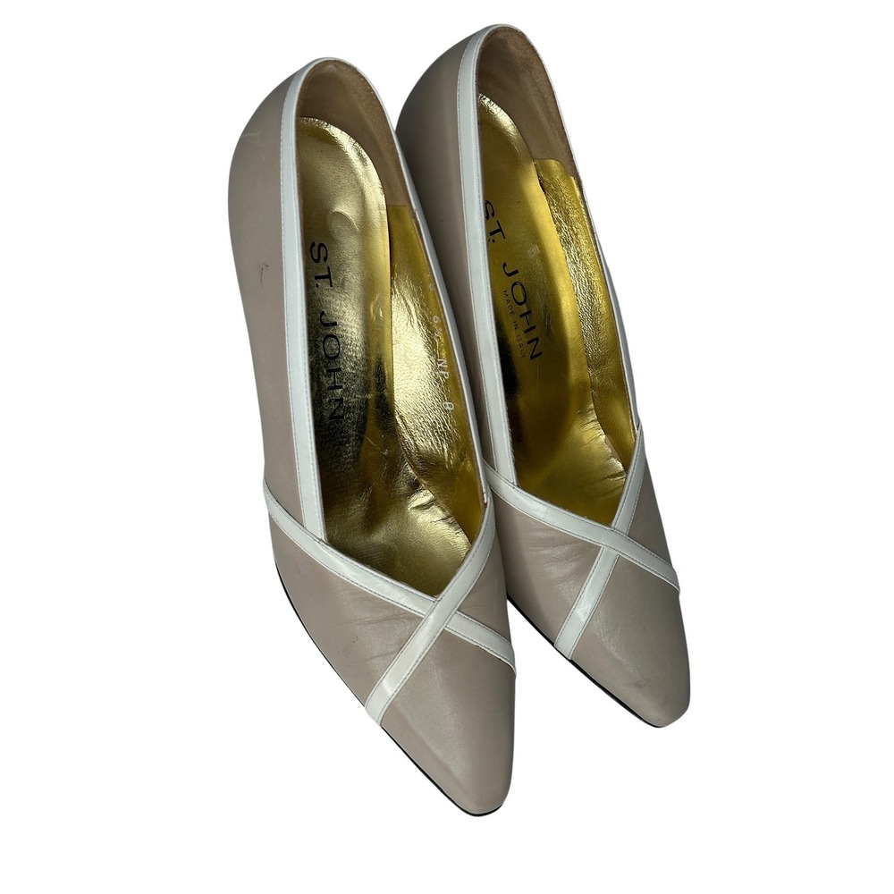 St. John Pumps 6.5 A Beige White Leather Pointed Toe Made in Italy Heels